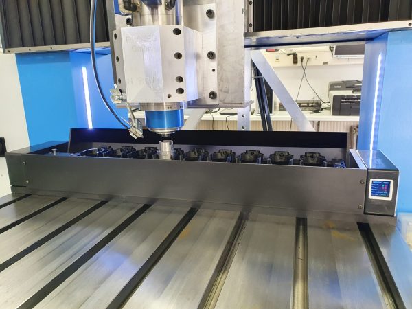 RHOTEC Servo Werkzeugwechsler 9 fach HSK40 – Bild 2