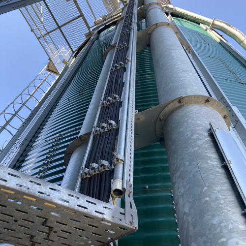 Anschluss und Installation einer Siloanlage